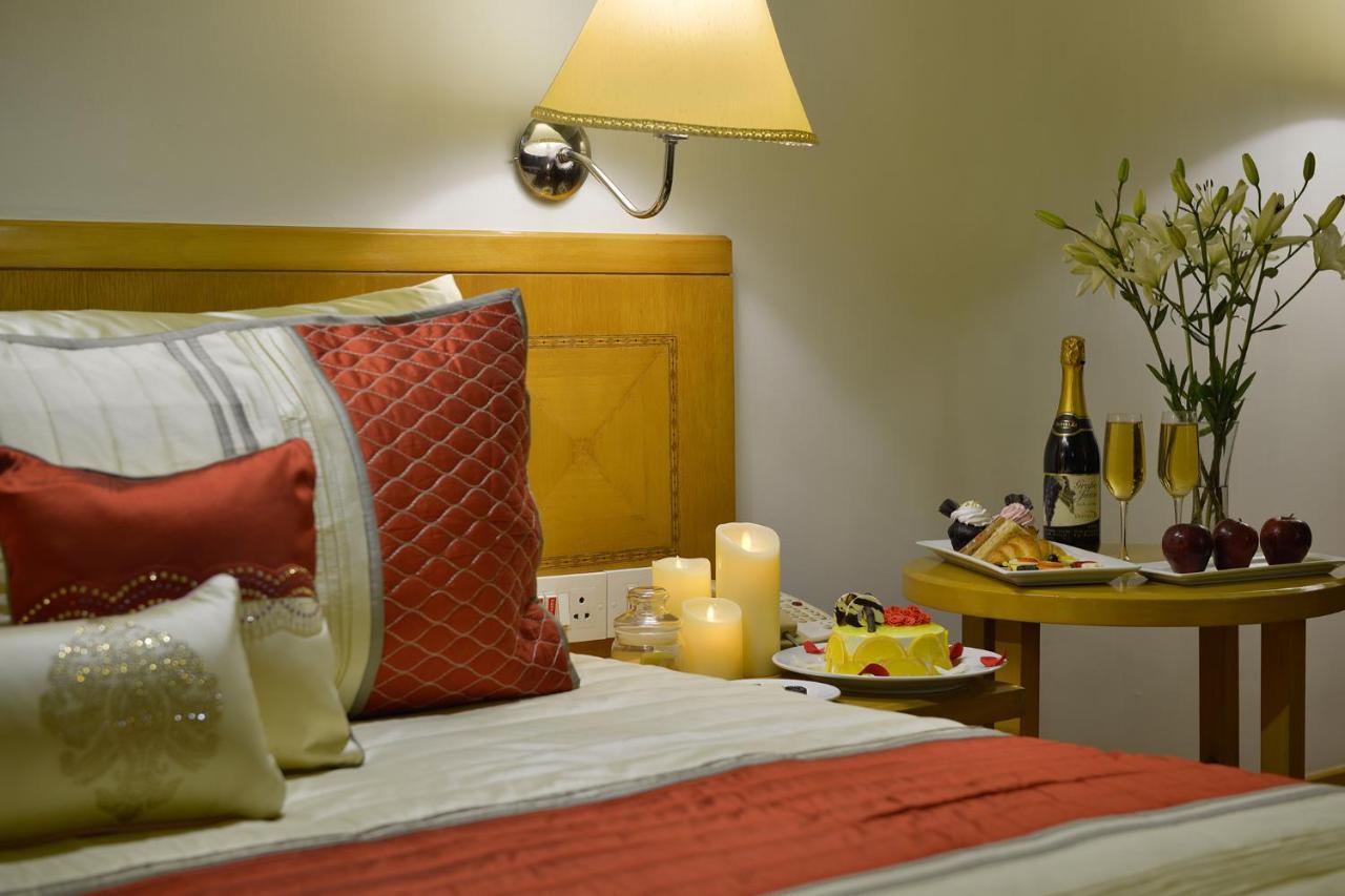 Vivanta Vadodara Extérieur photo