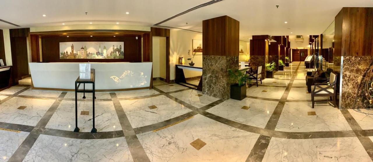 Vivanta Vadodara Extérieur photo