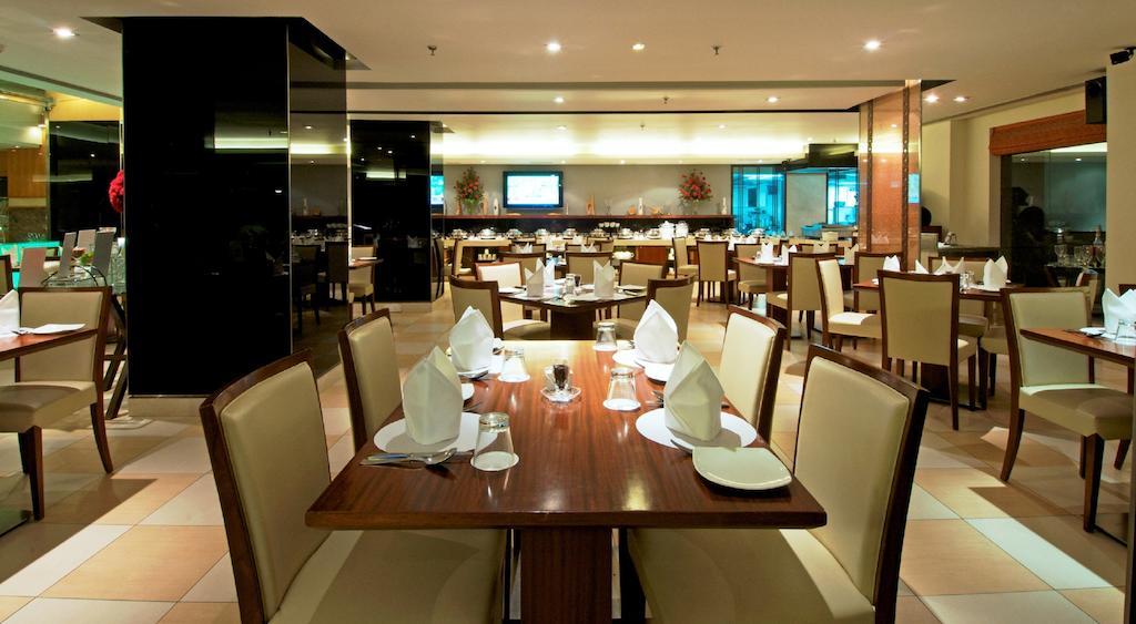 Vivanta Vadodara Restaurant photo